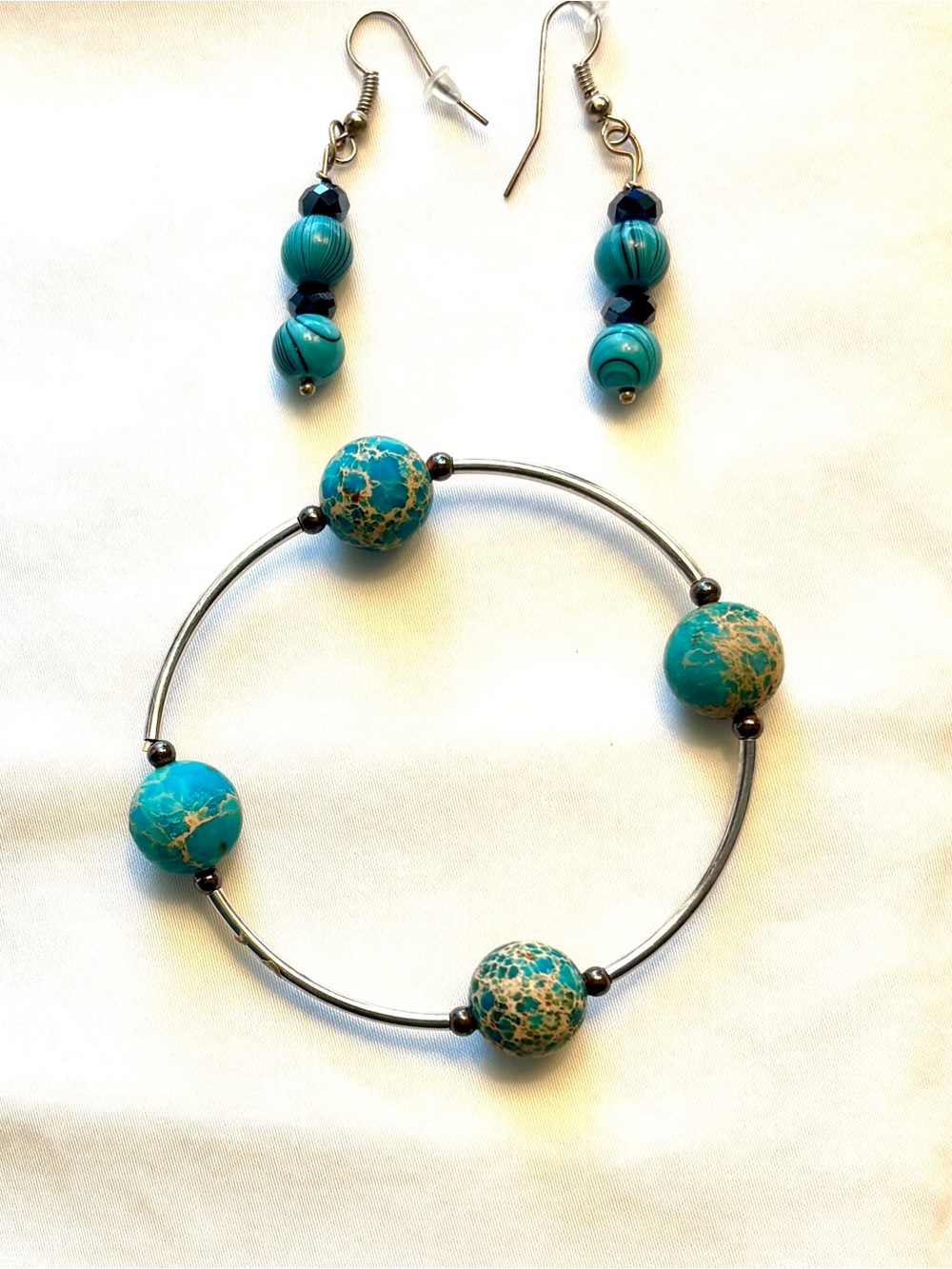 Turquoise Bead Hoop Bracelet with Matching Earrings - Teal Jewelry Set